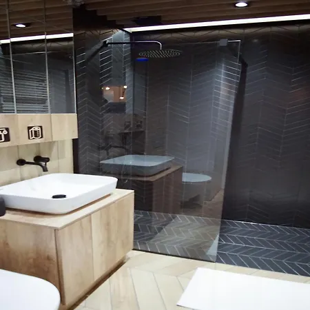 Апартаменты One Gasiorowskich 4 Познань