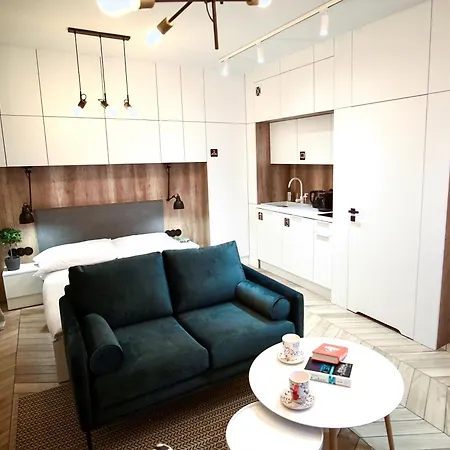 Апартаменты One Gasiorowskich 4 Познань